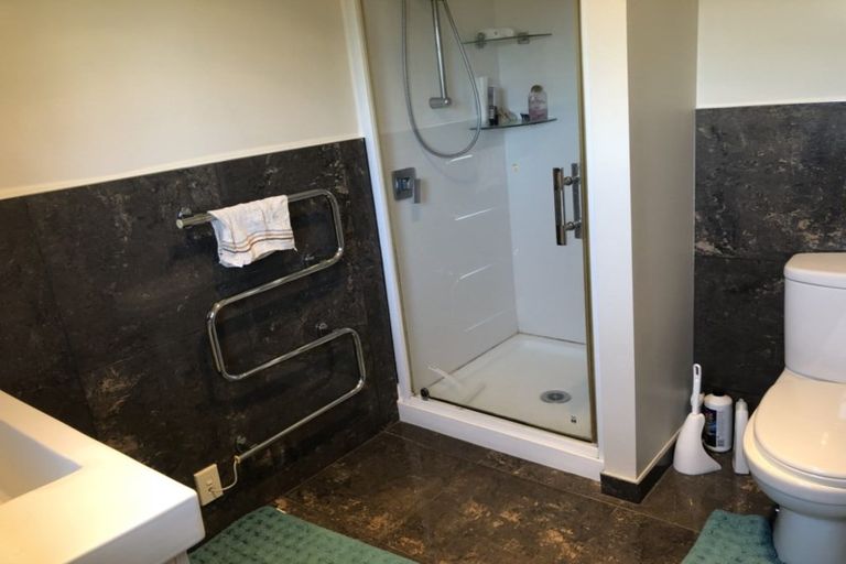 Photo of property in 9 Grassways Avenue, Pakuranga, Auckland, 2010