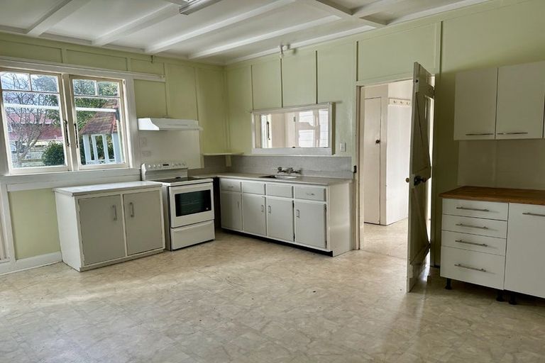 Photo of property in 32 Cloverlea Road, Westbrook, Palmerston North, 4475