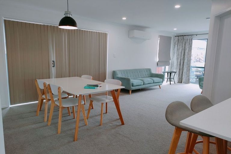 Photo of property in 32 Opoka Street, Takanini, 2110