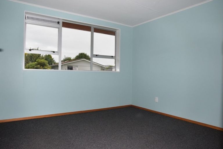 Photo of property in 30 Newbie Place, Heidelberg, Invercargill, 9812