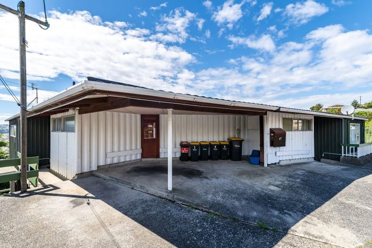 Photo of property in 67 Easther Crescent, Kew, Dunedin, 9012