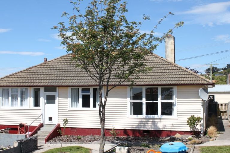 Photo of property in 2 Mclean Street, Oamaru North, Oamaru, 9400