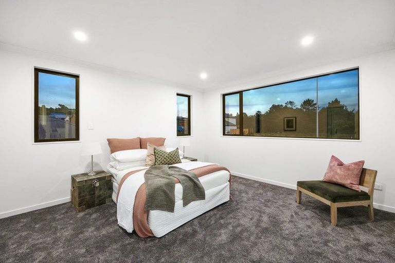 Photo of property in 101 Glenvar Ridge Road, Long Bay, Auckland, 0630