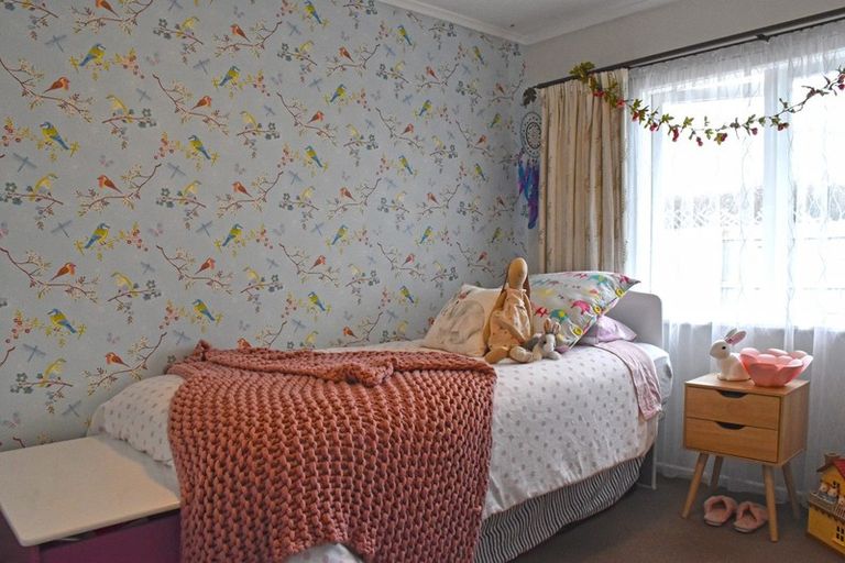 Photo of property in 82 Invergarry Road, Hilltop, Taupo, 3330