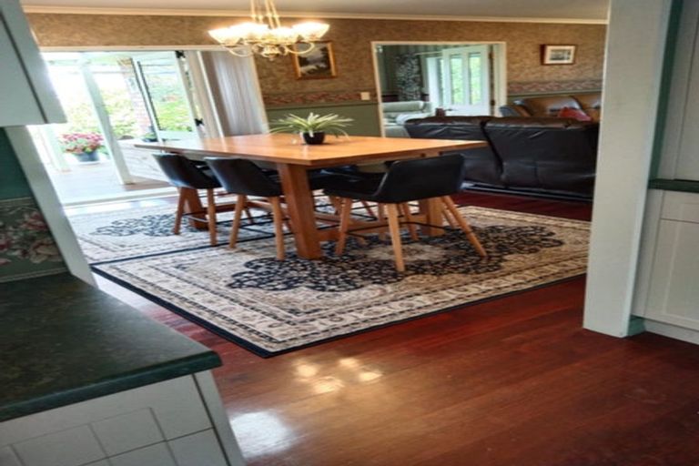 Photo of property in 11 Te Pahi River Drive, Paparoa, Maungaturoto, 0583