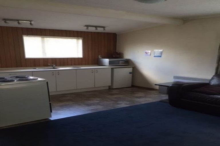 Photo of property in 252 Grounsell Crescent, Belmont, Lower Hutt, 5010