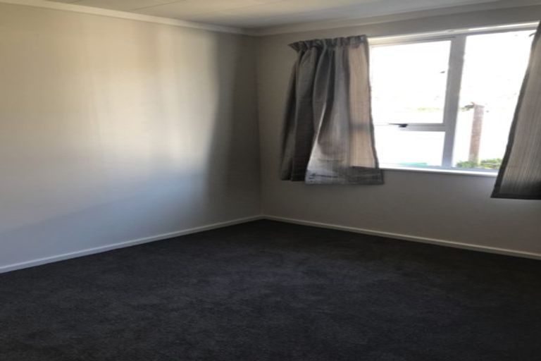 Photo of property in 2/30 Bassett Street, Burwood, Christchurch, 8083