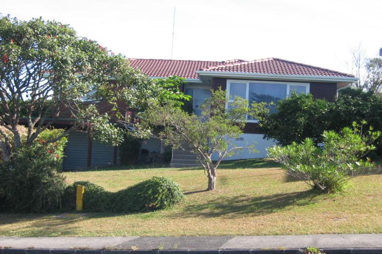 Photo of property in 30 Agincourt Street, Glenfield, Auckland, 0629