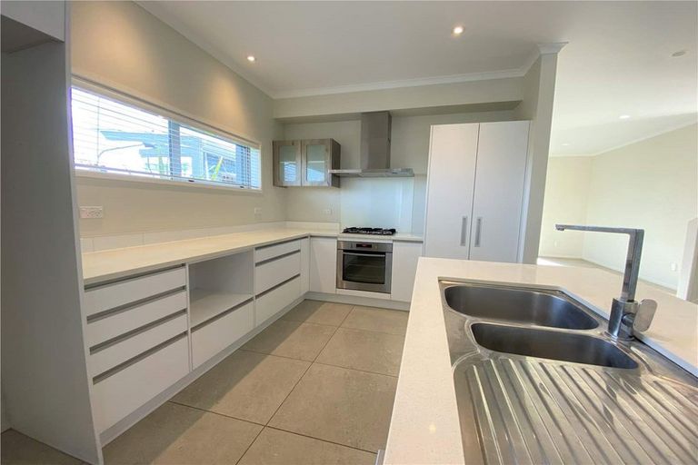 Photo of property in 45 Buckley Avenue, Hobsonville, Auckland, 0616