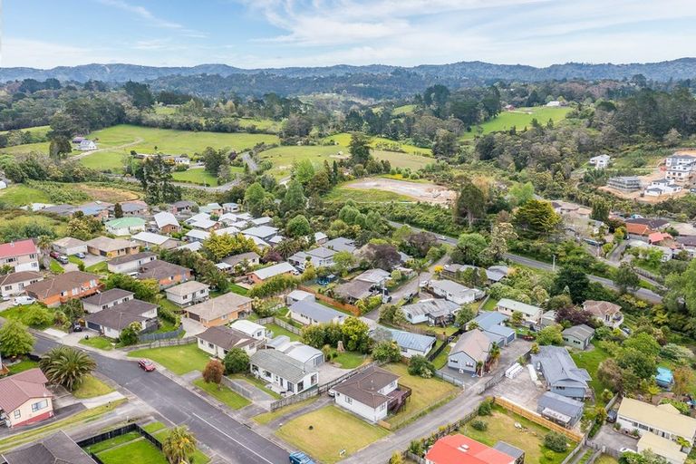 Photo of property in 35 Kellett Road, Ranui, Auckland, 0612