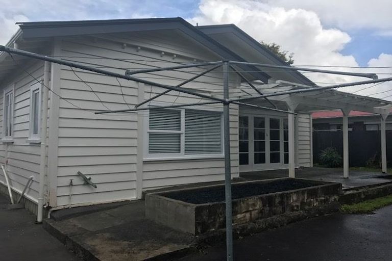 Photo of property in 55 Browns Road, Manurewa, Auckland, 2102