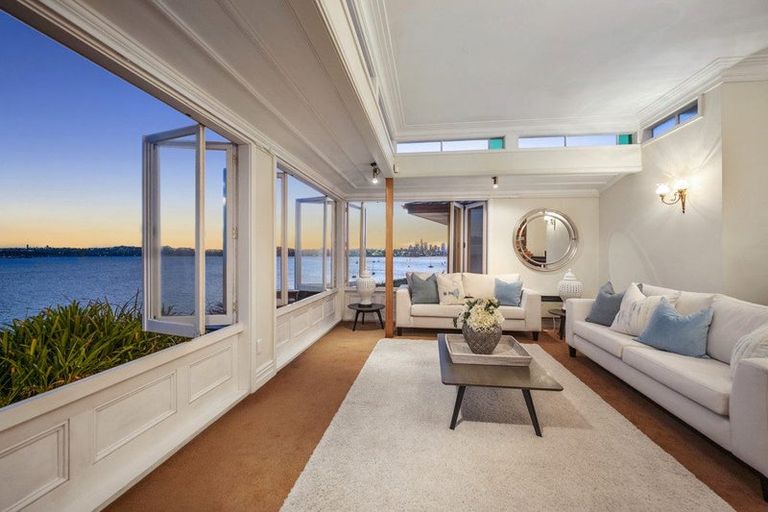 Photo of property in 38 Jubilee Avenue, Devonport, Auckland, 0624