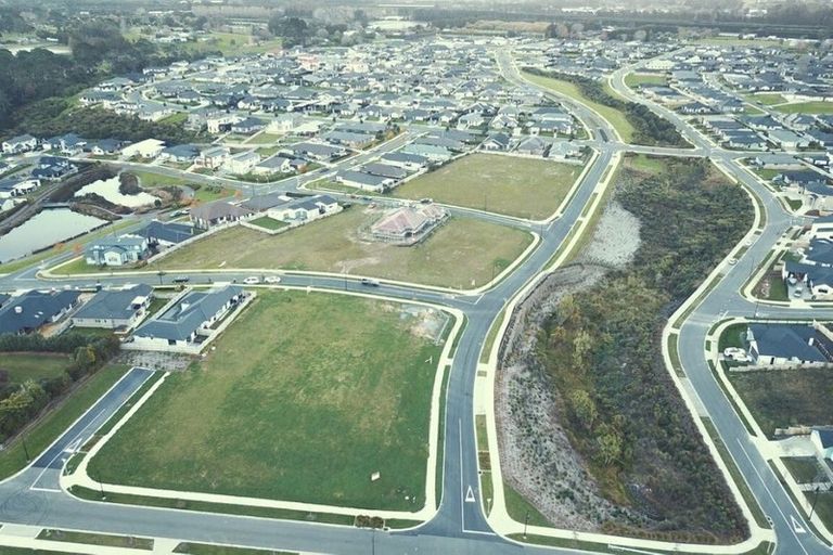 Photo of property in 56 Riverhead Point Drive, Riverhead, 0820