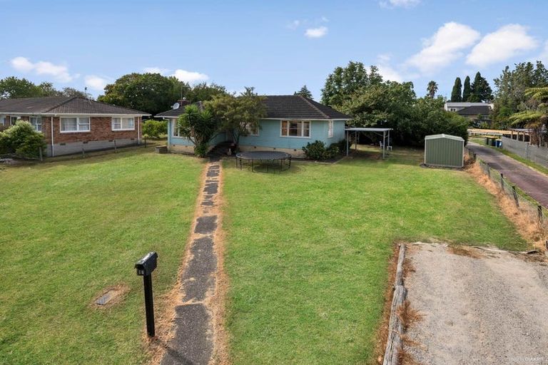 Photo of property in 17 Mildmay Road, Henderson, Auckland, 0610