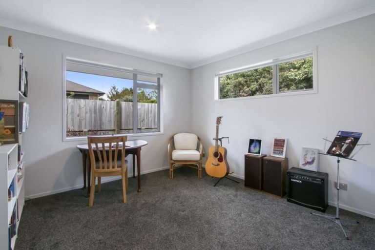 Photo of property in 5 Riverside Place, Katikati, 3129