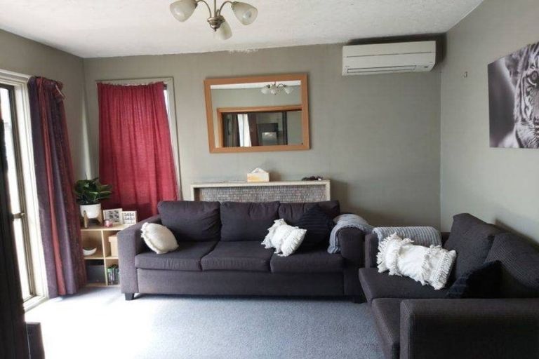 Photo of property in 1/279 Main South Road, Hornby, Christchurch, 8042