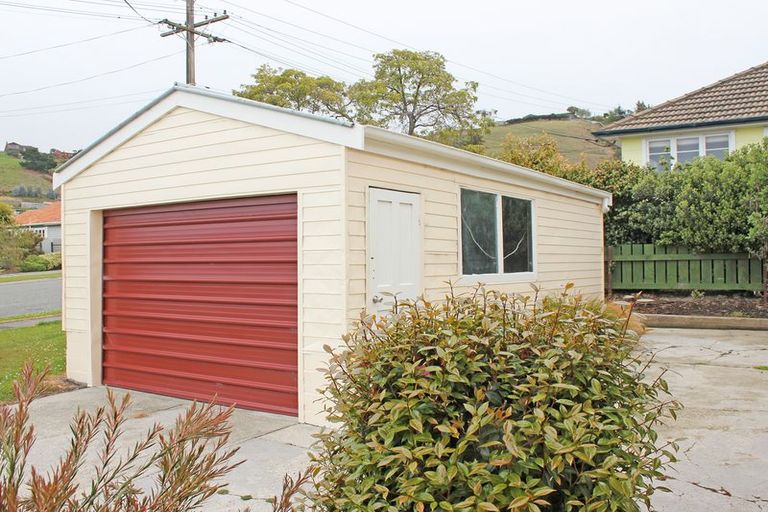 Photo of property in 2 Mclean Street, Oamaru North, Oamaru, 9400