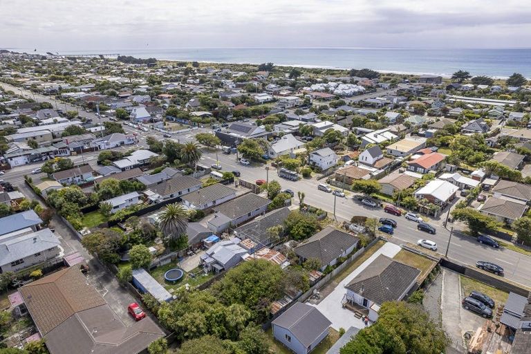 Photo of property in 104 Estuary Road, South New Brighton, Christchurch, 8062