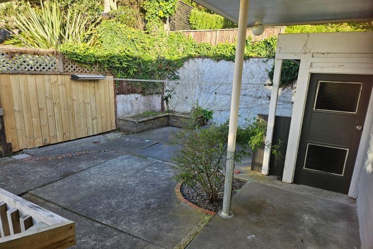 Photo of property in 23 Hereford Street, Wilton, Wellington, 6012