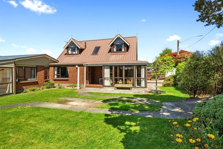 Photo of property in 1/268 Main Road, Tawa, Wellington, 5028