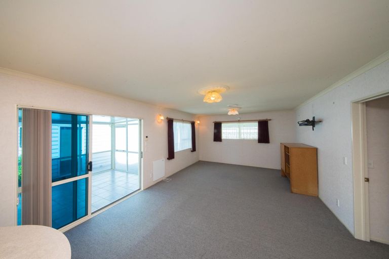 Photo of property in 165a Russell Street, Palmerston North, 4414