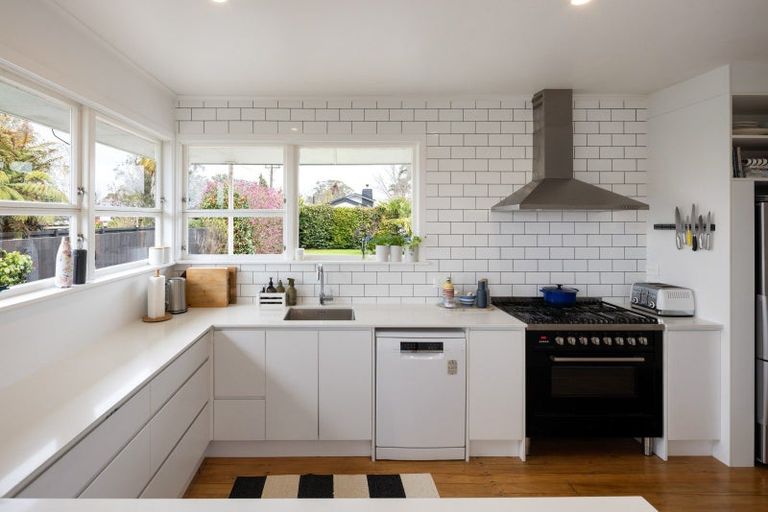 Photo of property in 139 Williams Street, Cambridge, 3434