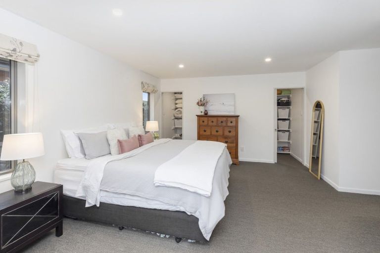 Photo of property in 20 Dunaverty Place, Broomfield, Christchurch, 8042