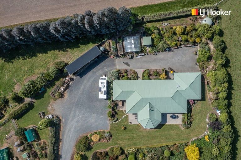 Photo of property in 756 Waihola Highway, Clarendon, Outram, 9073