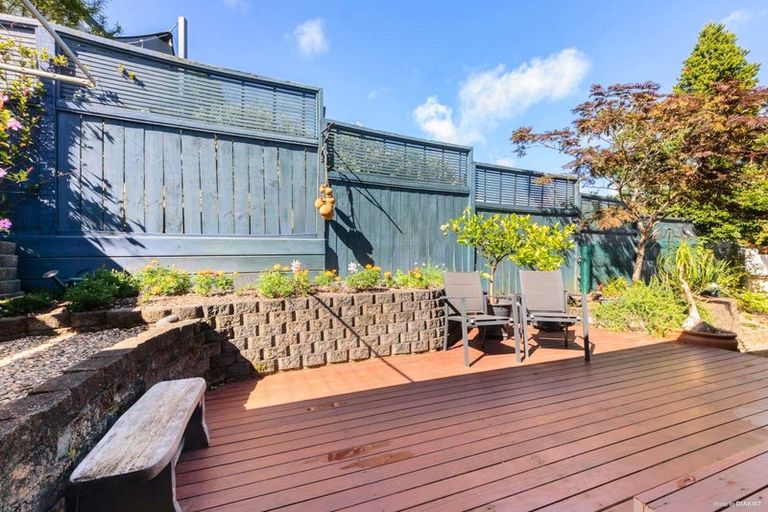 Photo of property in 2/2 Routley Drive, Glen Eden, Auckland, 0602