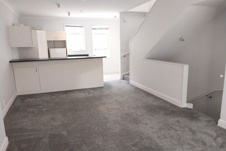 Photo of property in 62 Pipitea Street, Thorndon, Wellington, 6011