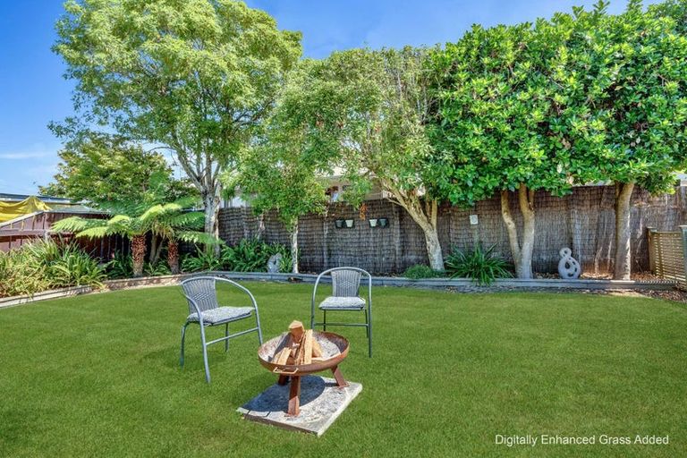 Photo of property in 25 Kettle Avenue, Awapuni, Palmerston North, 4412