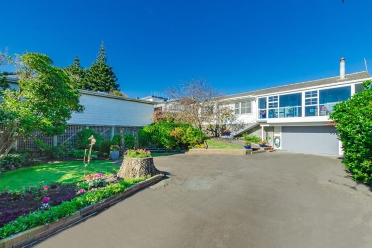 Photo of property in 10-10a Poplar Avenue, Raumati South, Paraparaumu, 5032
