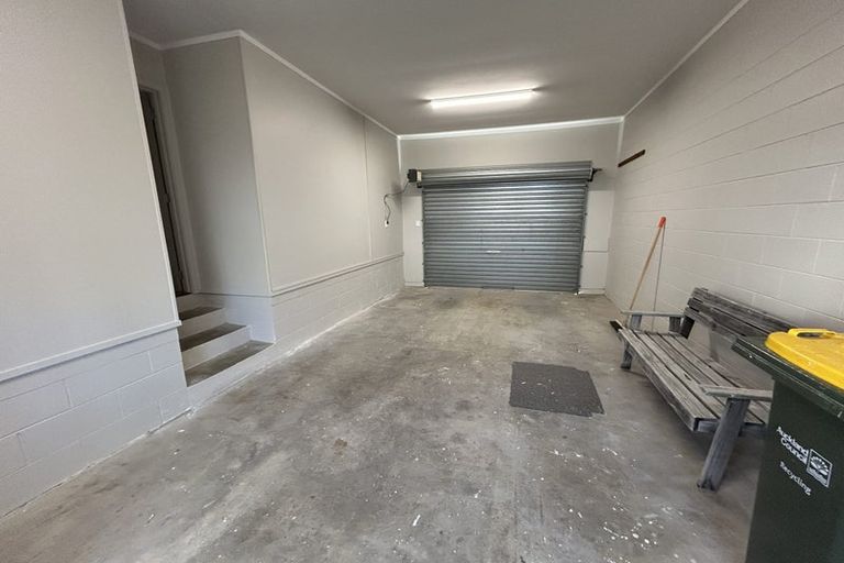 Photo of property in 1/22 Ambler Avenue, Glen Eden, Auckland, 0602