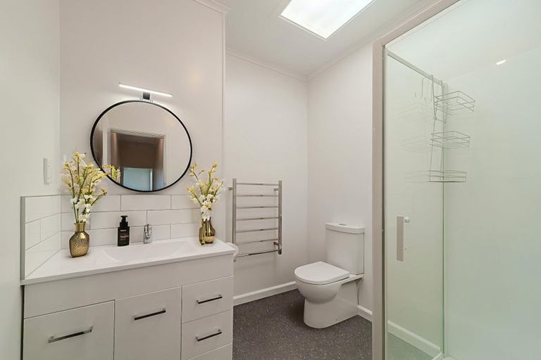 Photo of property in 30 Espin Crescent, Karori, Wellington, 6012