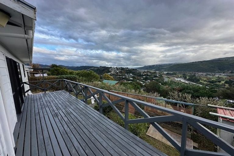 Photo of property in 43a Lord Street, Stokes Valley, Lower Hutt, 5019