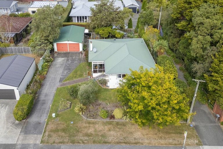 Photo of property in 32 Pempsey Street, Silverstream, Upper Hutt, 5019