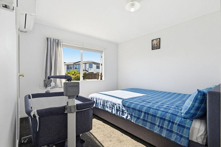 Photo of property in 22a Clarice Place, Takanini, 2112