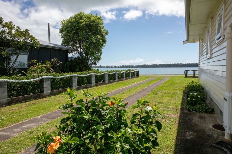 Photo of property in 24 Esplanade Road, Tahawai, Katikati, 3170
