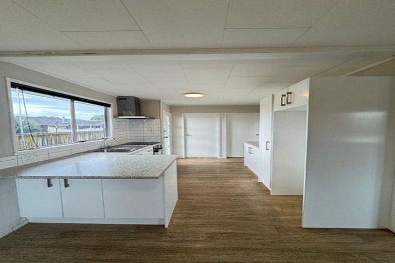 Photo of property in 21 Landette Road, Manurewa, Auckland, 2102