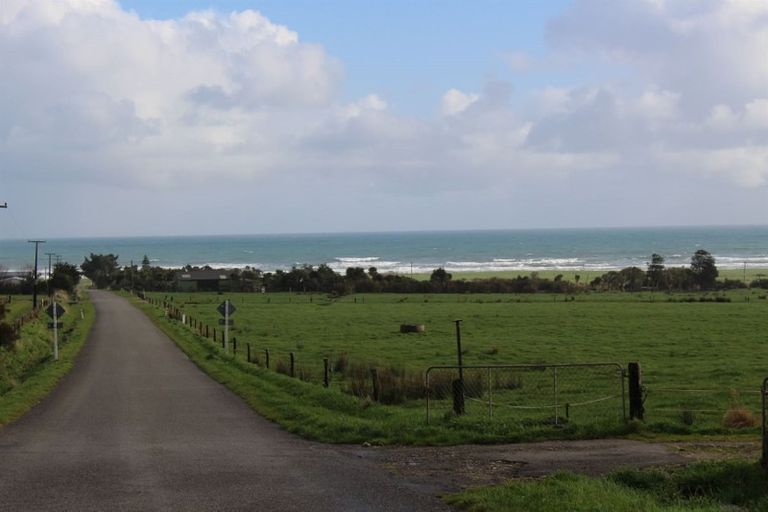 Photo of property in 13a Cargills Road, Barrytown, Runanga, 7873