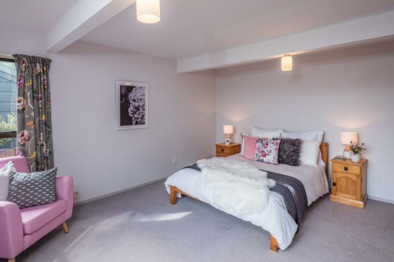 Photo of property in 177 Orangi Kaupapa Road, Northland, Wellington, 6012