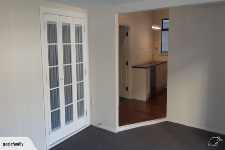 Photo of property in 18 Dundas Street, Seatoun, Wellington, 6022