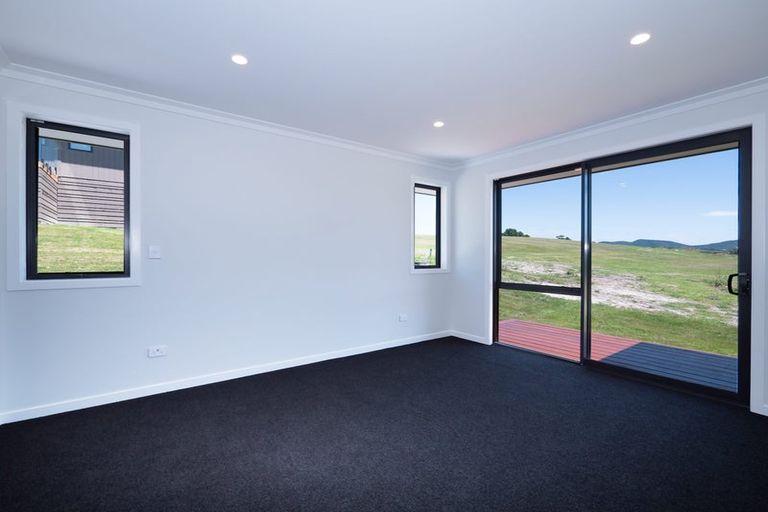 Photo of property in 40 Admiralty Drive, Haruru, 0204