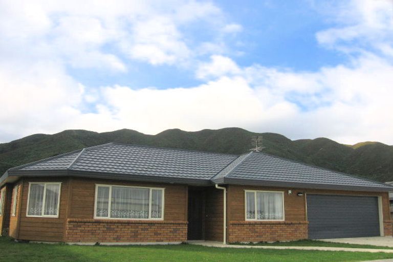 Photo of property in 25 Mandel Mews, Waiwhetu, Lower Hutt, 5010