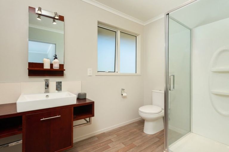 Photo of property in 5 Carex Close, Pyes Pa, Tauranga, 3112