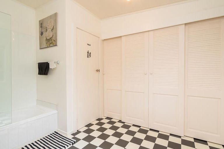 Photo of property in 90 Stevenson Avenue, Sawyers Bay, Port Chalmers, 9023