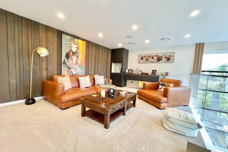 Photo of property in 10 Keel Street, Long Bay, Auckland, 0630