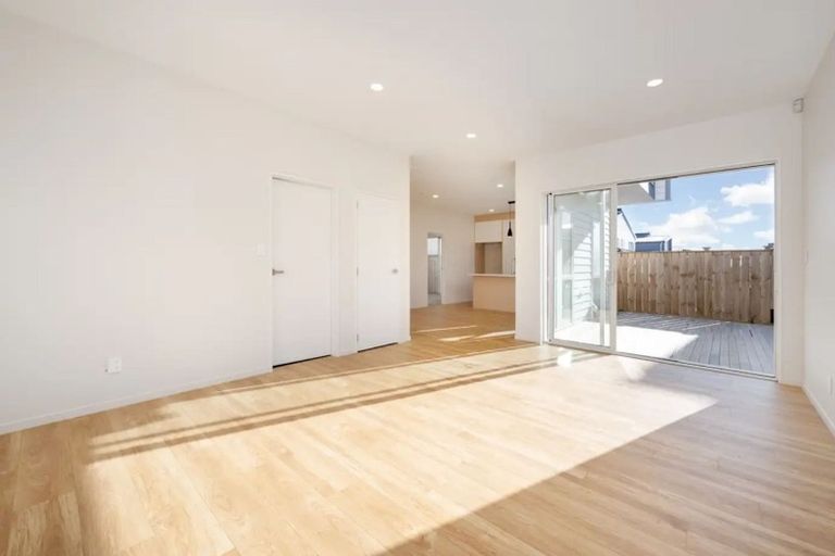 Photo of property in 14b Christella Street, Flat Bush, Auckland, 2019