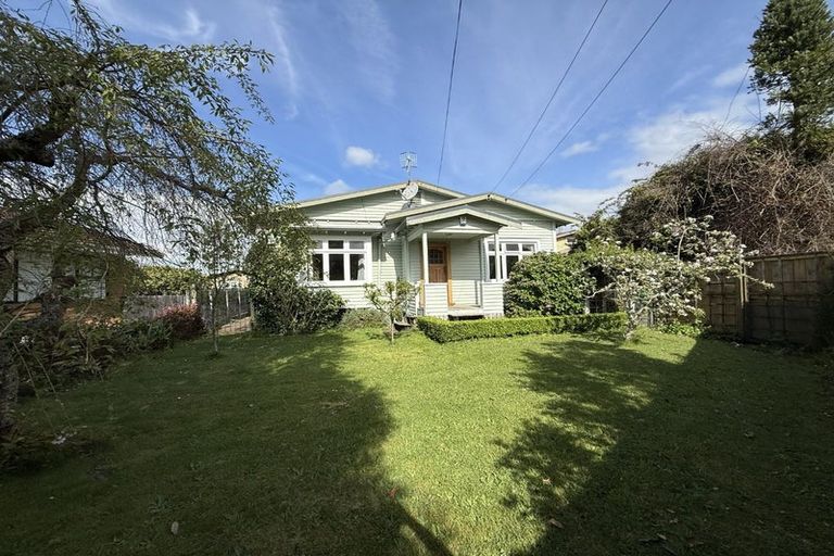 Photo of property in 12 Taniwha Street, Frankton, Hamilton, 3204