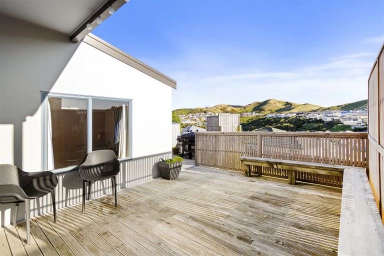 Photo of property in 13 Nether Green Crescent, Johnsonville, Wellington, 6037